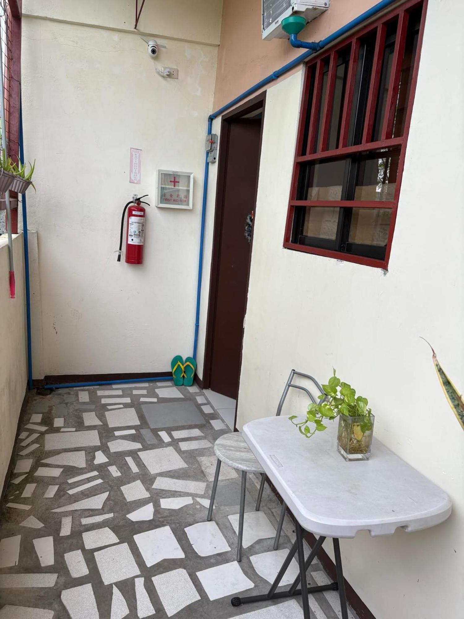 Airport Villamor Transient Rooms مانيلا المظهر الخارجي الصورة